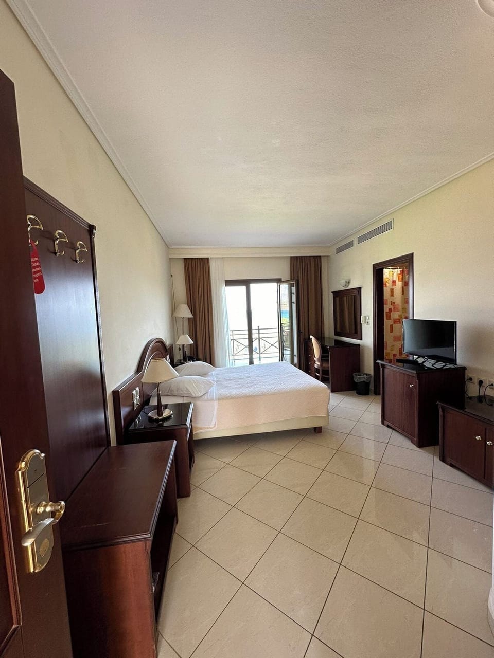 Panoramic Double or Twin Room | Premium bedding, soundproofing, free cribs/infant beds, free WiFi