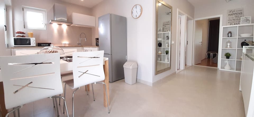 Apartment, 2 Bedrooms, Terrace | Private kitchen | Fridge, electric kettle