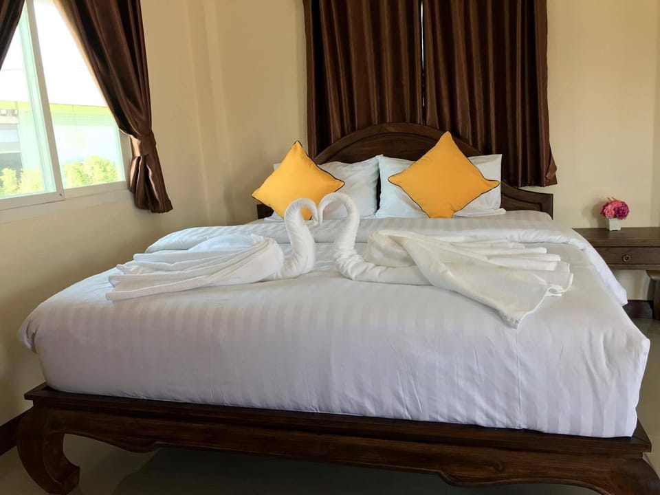 Deluxe Double Room | Desk, soundproofing, free WiFi
