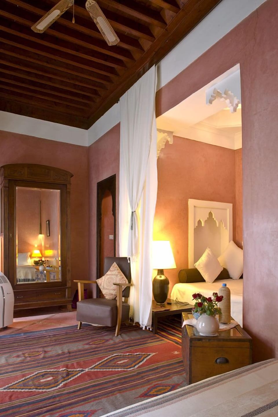 Double Room (Le The) | In-room safe, individually decorated, desk, blackout drapes