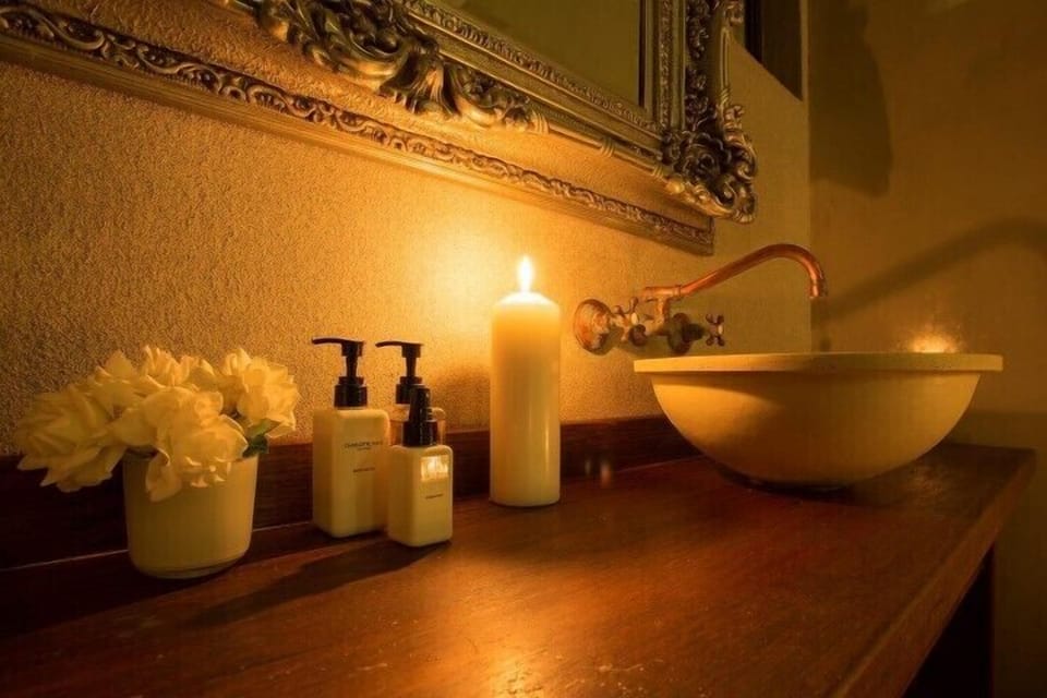 House (Manor) | Bathroom sink