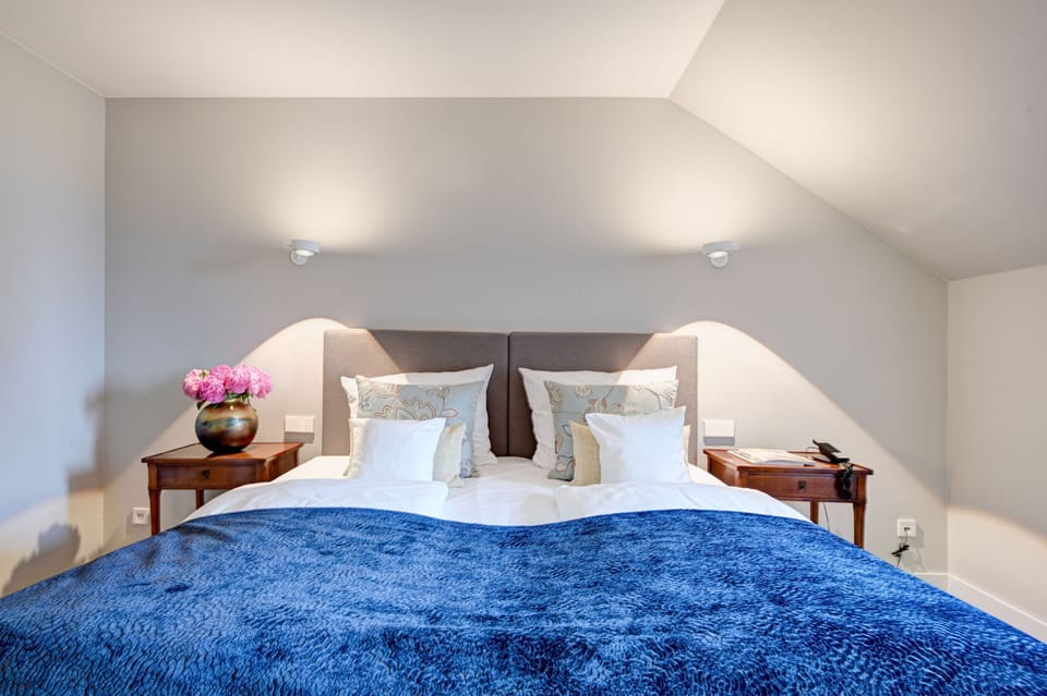 Suite | Minibar, in-room safe, desk, soundproofing