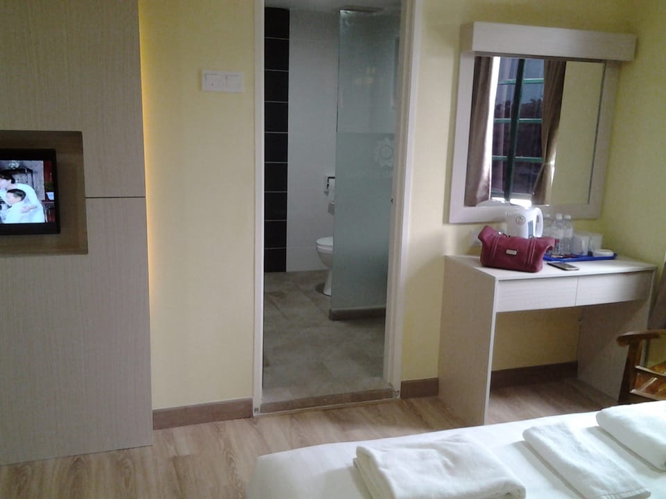 Family Quadruple Room | Room amenity