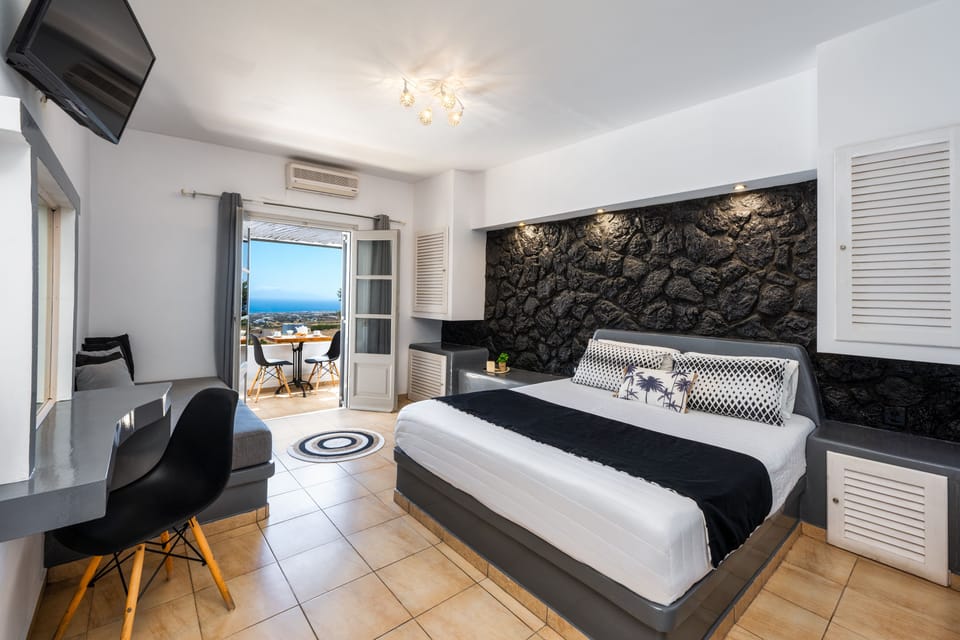 Superior Room with Sofa Bed | Blackout drapes, soundproofing, free WiFi, bed sheets