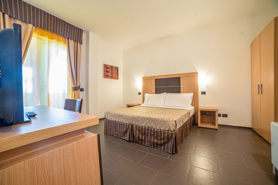 Minibar, in-room safe, desk, cribs (surcharge)