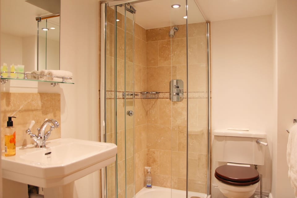 Superior Double Room, Ensuite, Garden View (The Garden Room) | Bathroom