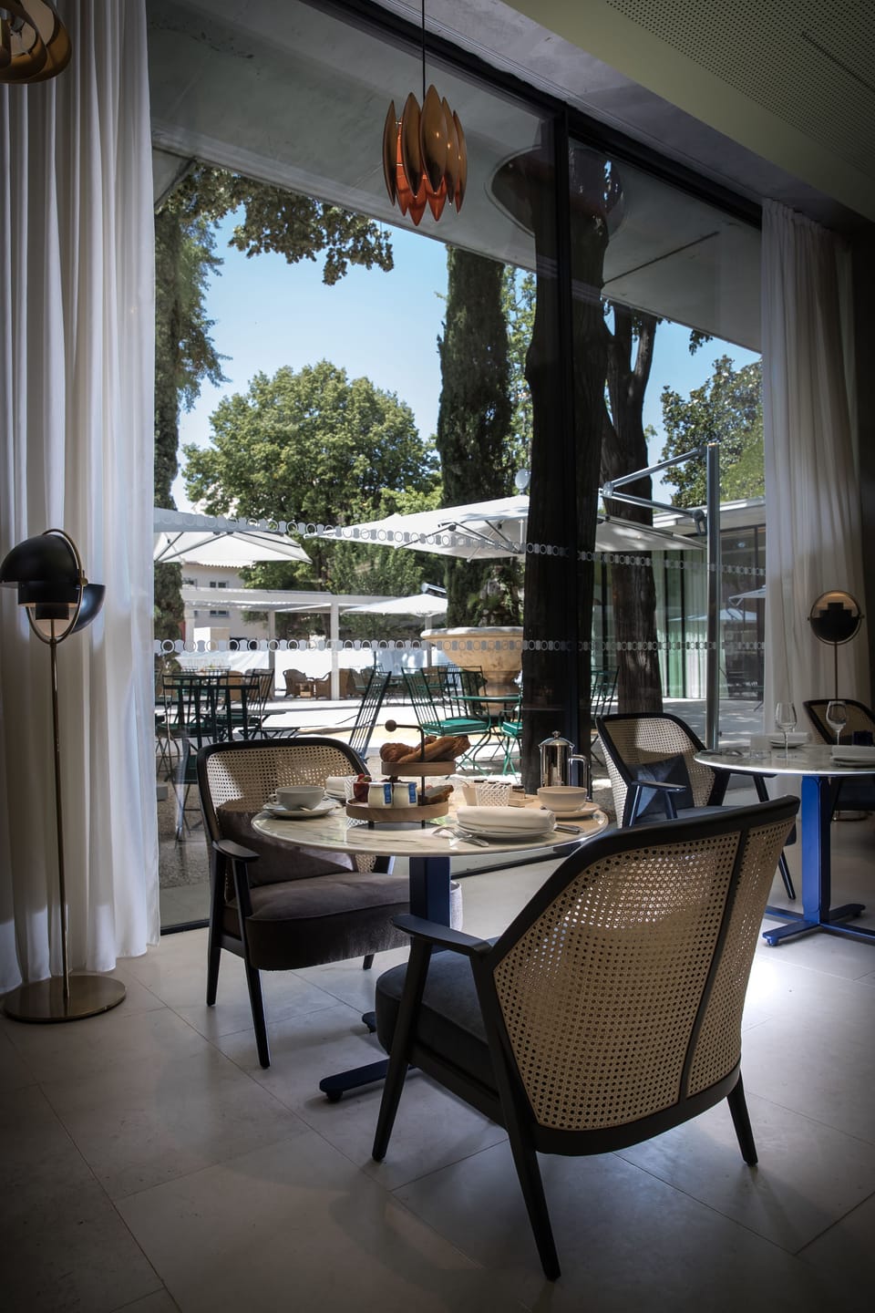 2 restaurants, breakfast, lunch, dinner served; French cuisine