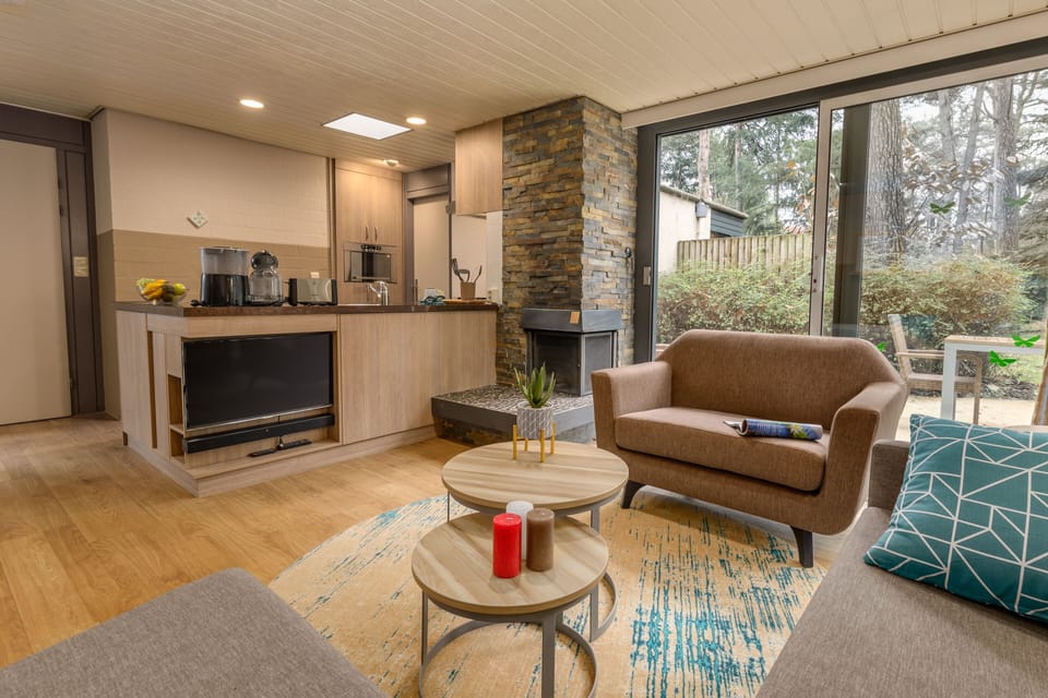 Deluxe Cottage, 1 Bedroom (VIP) | Living area | 80-cm TV with cable channels