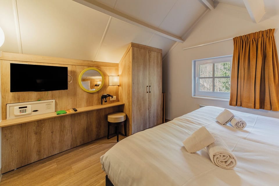 Deluxe Cottage, 2 Bedrooms (new design) | Bed sheets