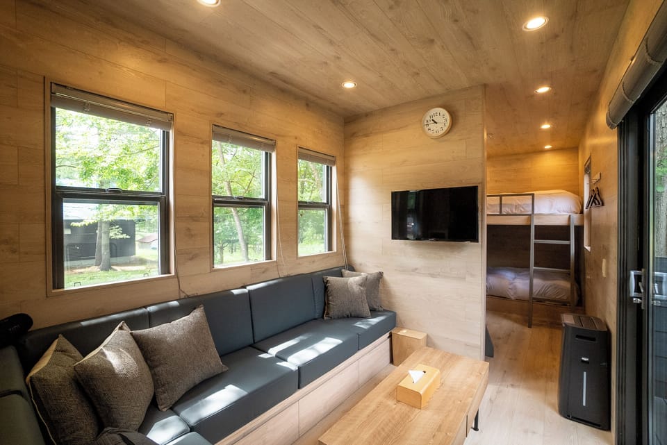 Basic Cabin, 5 Bedrooms, Annex Building | Down comforters, in-room safe, blackout drapes, free WiFi