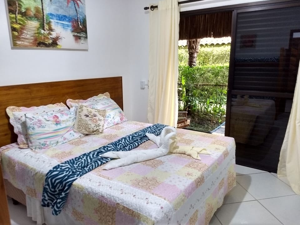 Family Studio, 1 Bedroom | Desk, laptop workspace, iron/ironing board, free WiFi