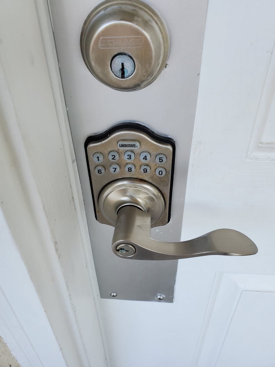 digital lock for your convenience
you don't have to carry a KEY :)