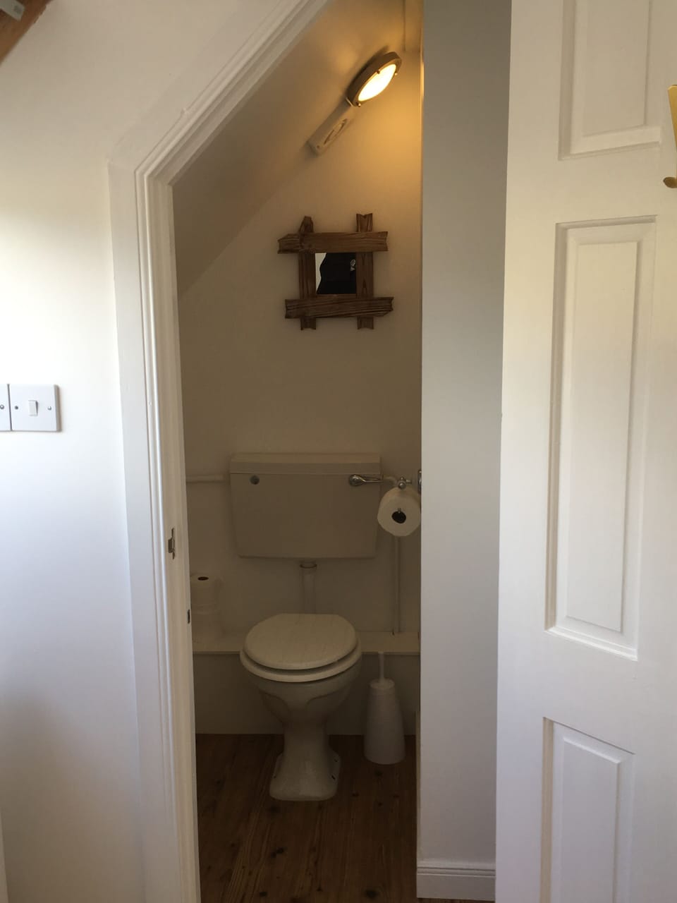 Upstairs Toilet & Washbasin in Twin room