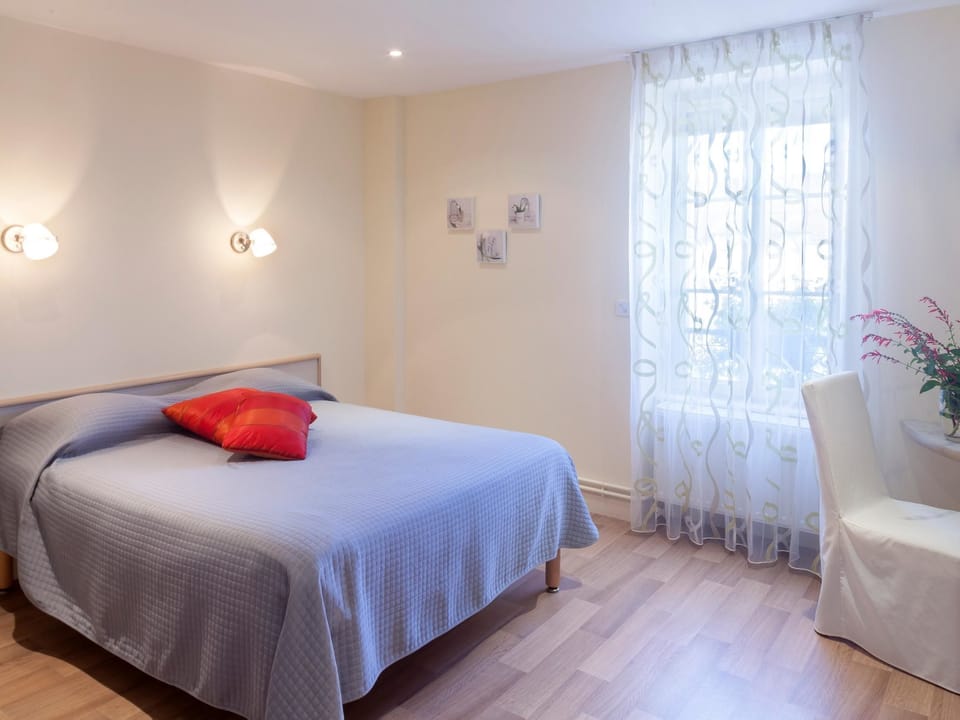 Standard Double Room | Desk, free WiFi