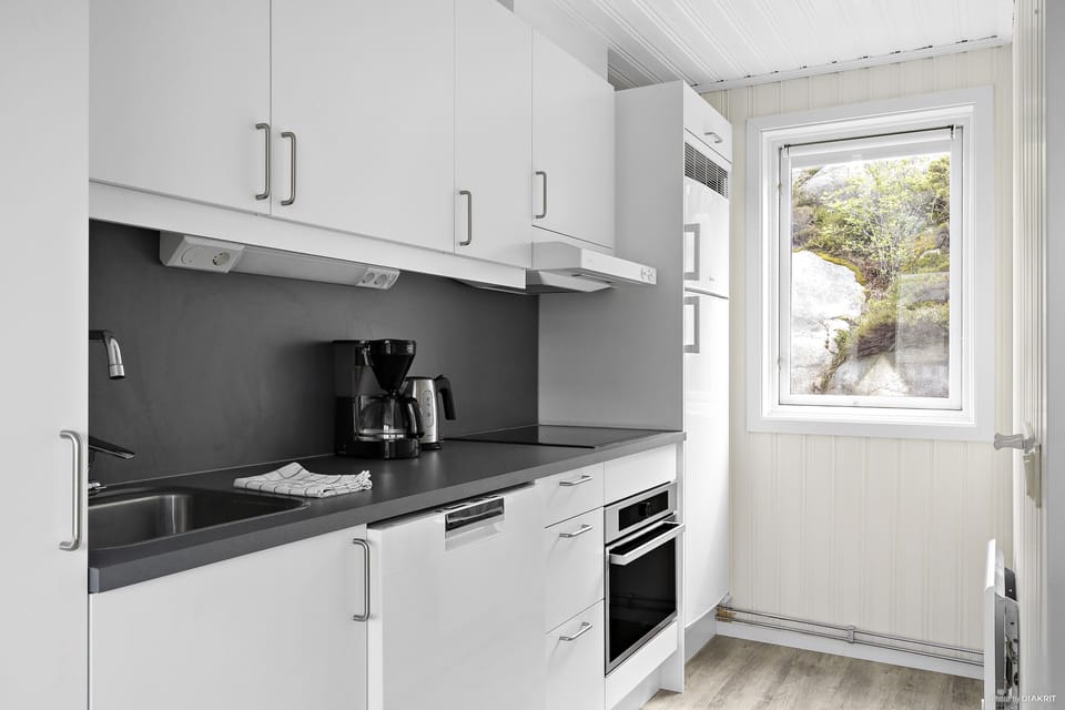 Cottage, Strandbyn Plus (Excluding Towels, Sheets, Cleaning) | Private kitchen | Fridge, stovetop, coffee/tea maker, electric kettle
