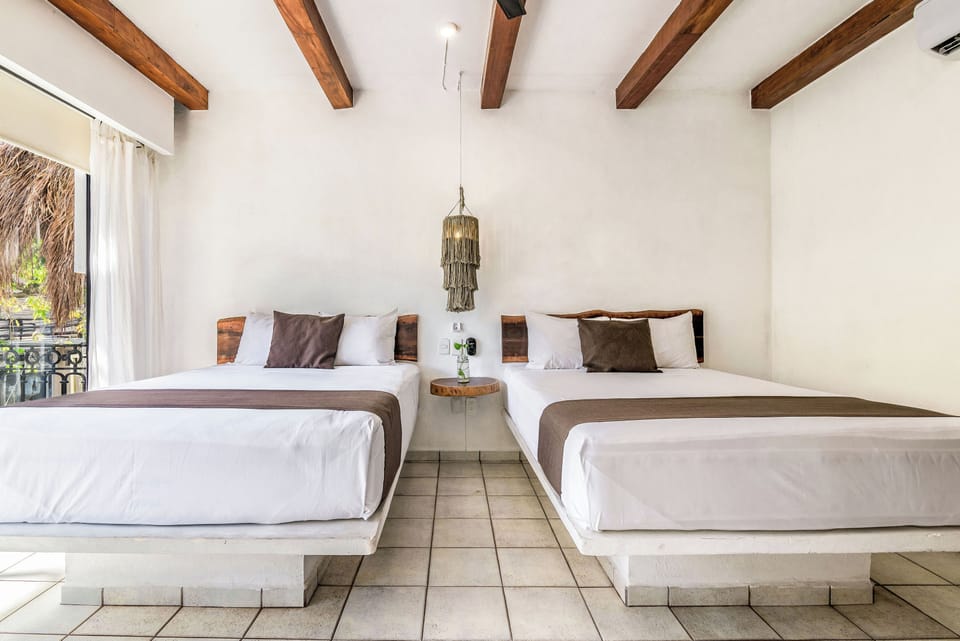 WiFi (free), bed sheets