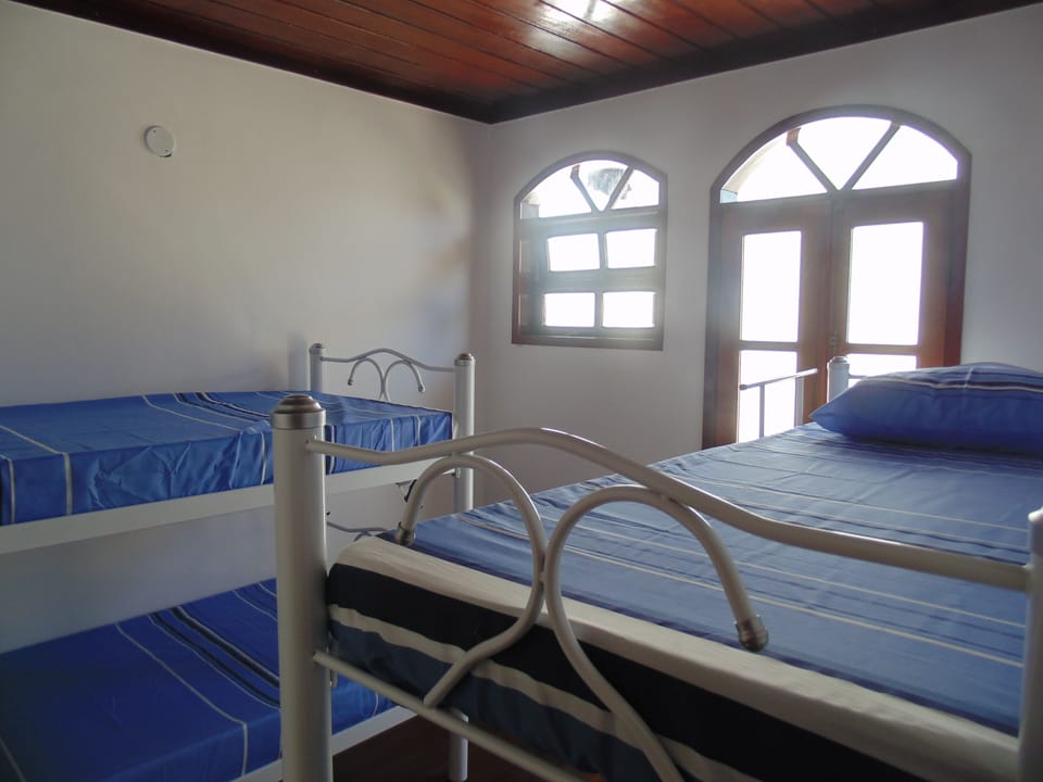 Shared Dormitory, Mixed Dorm (4 Beds / 4 Camas) | Free WiFi