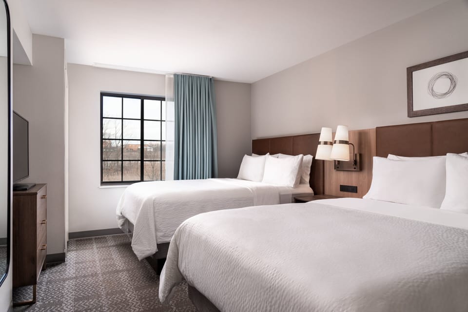 In-room safe, desk, iron/ironing board, free WiFi