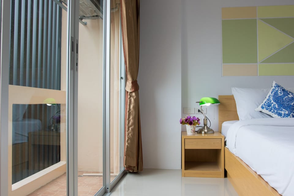 Deluxe Double Room | Premium bedding, individually decorated, desk, blackout drapes