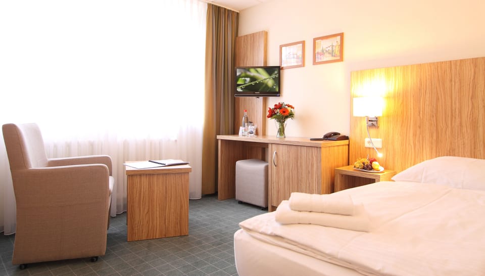 Desk, free WiFi, bed sheets