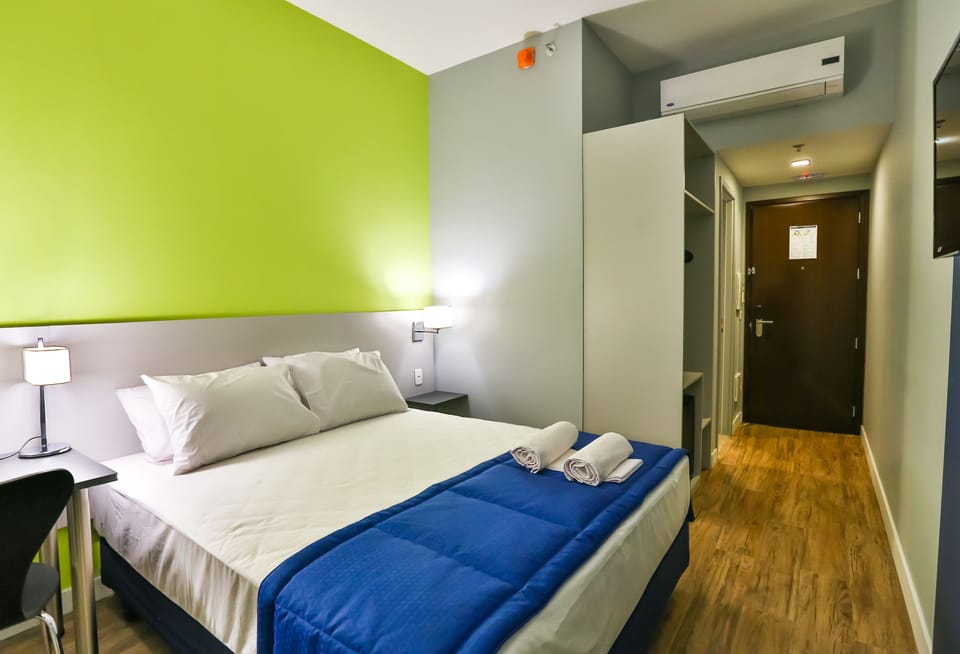 Minibar, in-room safe, soundproofing, iron/ironing board