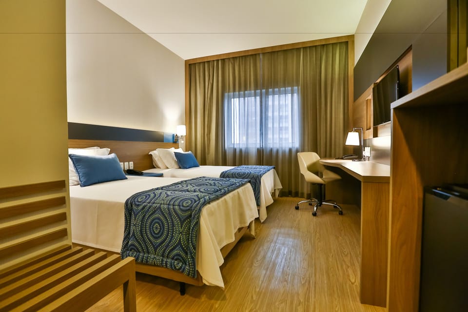 Superior Single Room | In-room safe, desk, blackout drapes, soundproofing