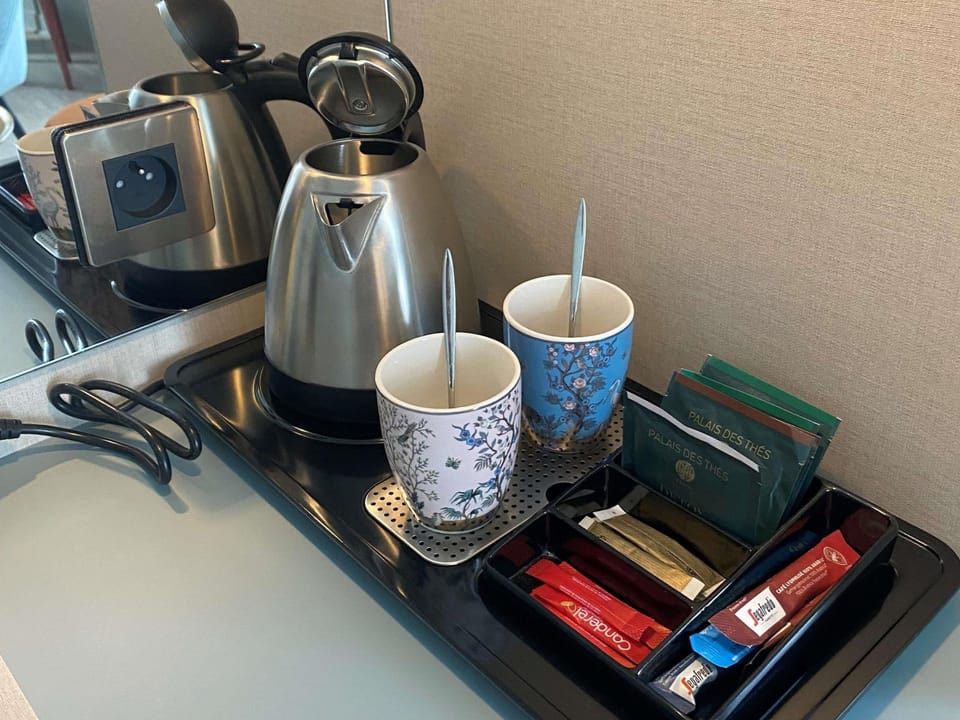 Minibar, in-room safe, desk, laptop workspace