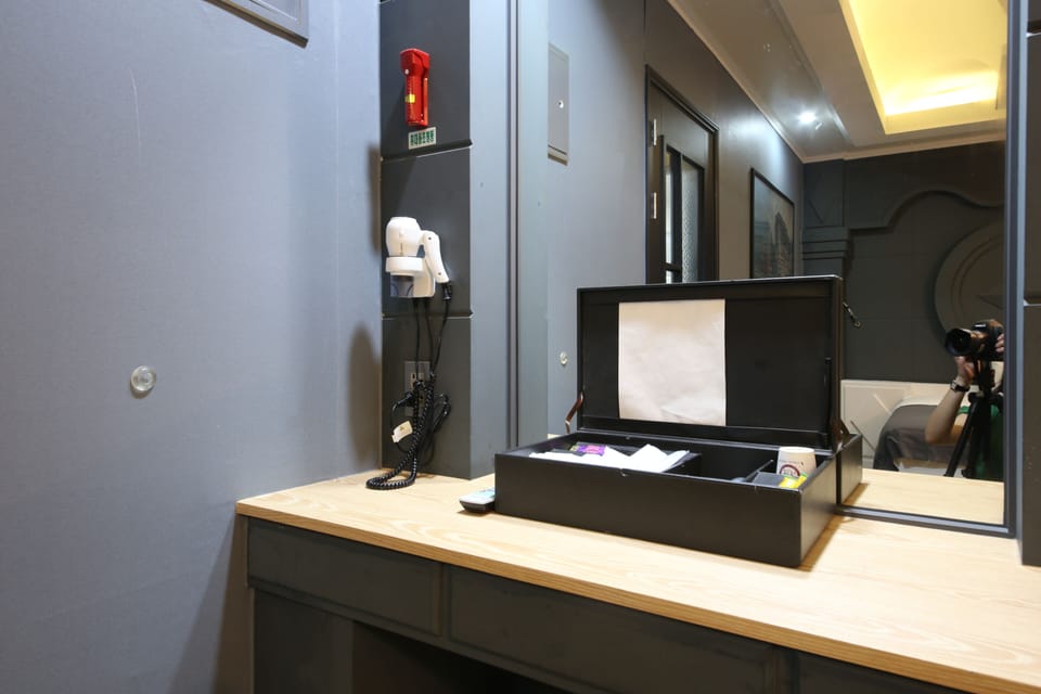 Standard Twin Room | Room amenity