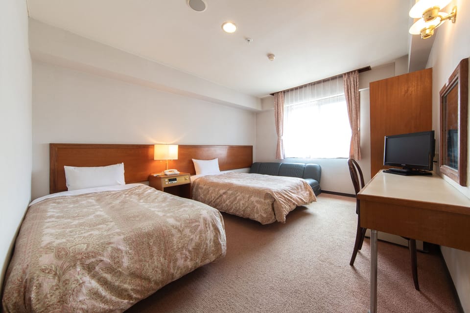 Basic Twin Room, Annex Building | Down comforters, individually furnished