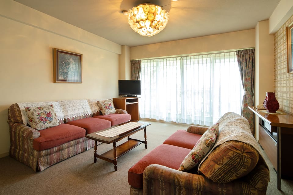 Standard Room | Down comforters, individually furnished