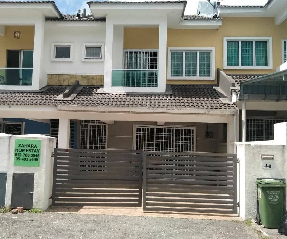 Family House, 4 Bedrooms, Non Smoking, Hill View | Terrace/patio