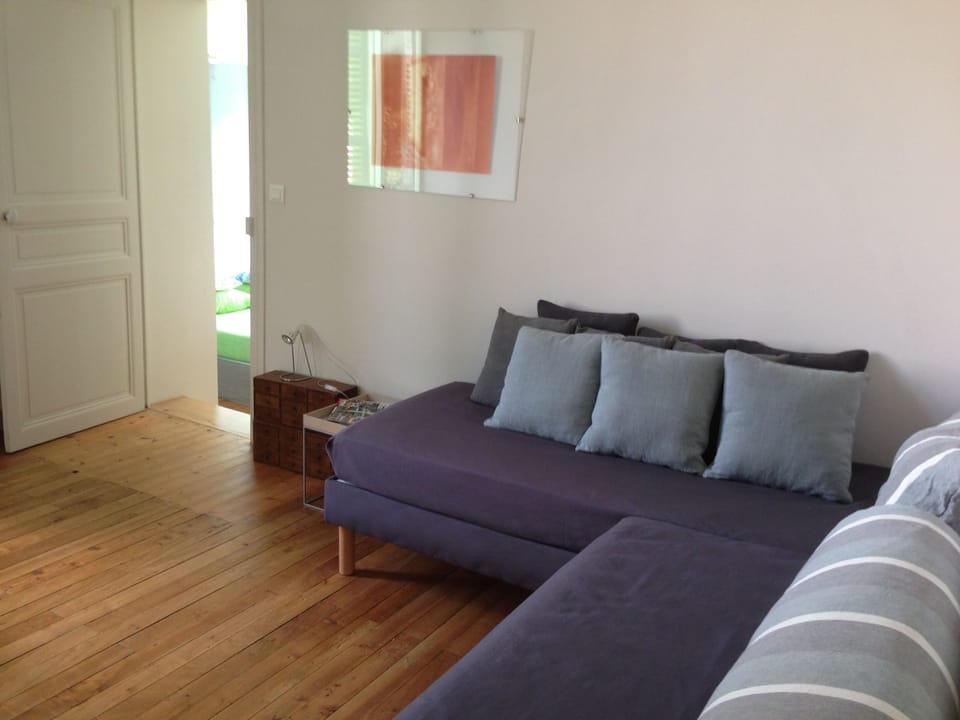 Family Suite, 2 Bedrooms | Living area | Table tennis
