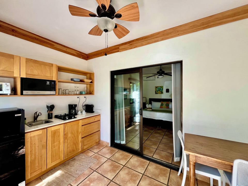 Deluxe Villa, Kitchen, Beachside | Private kitchen | Fridge