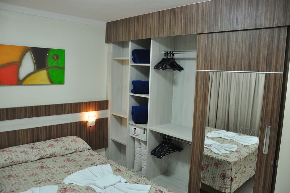 Apartment | 1 bedroom, minibar, in-room safe, blackout drapes