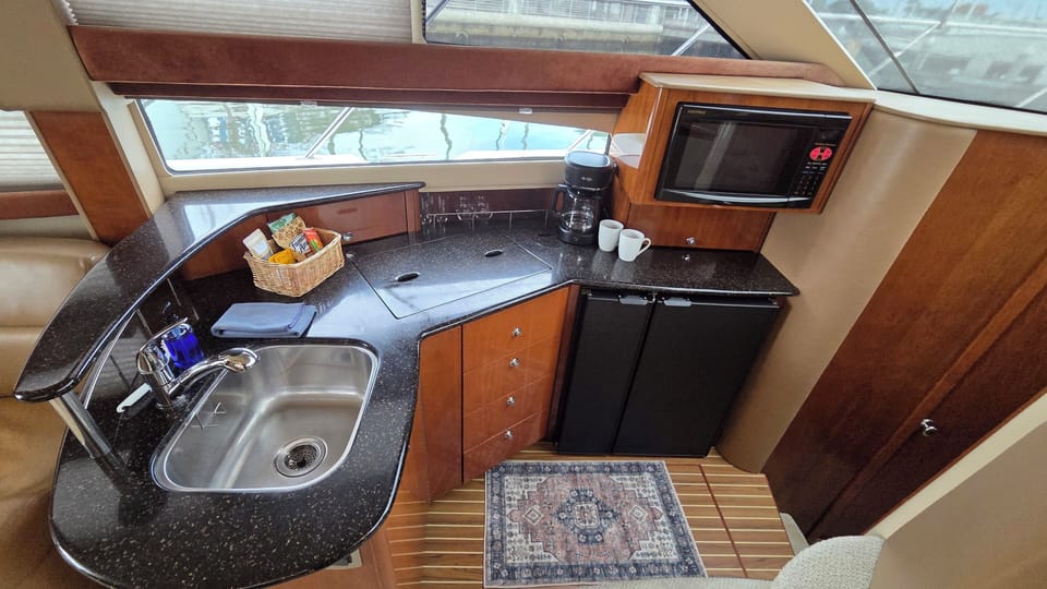 Bonus Vita | Private kitchen | Fridge, microwave, coffee/tea maker, toaster