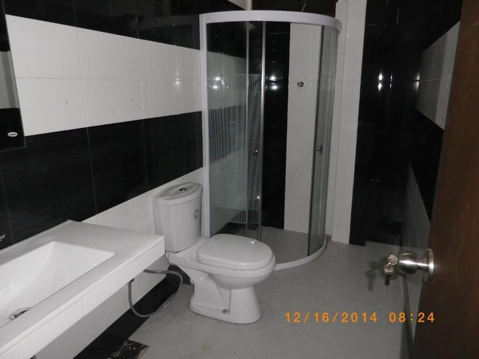Free toiletries, hair dryer, bidet, towels