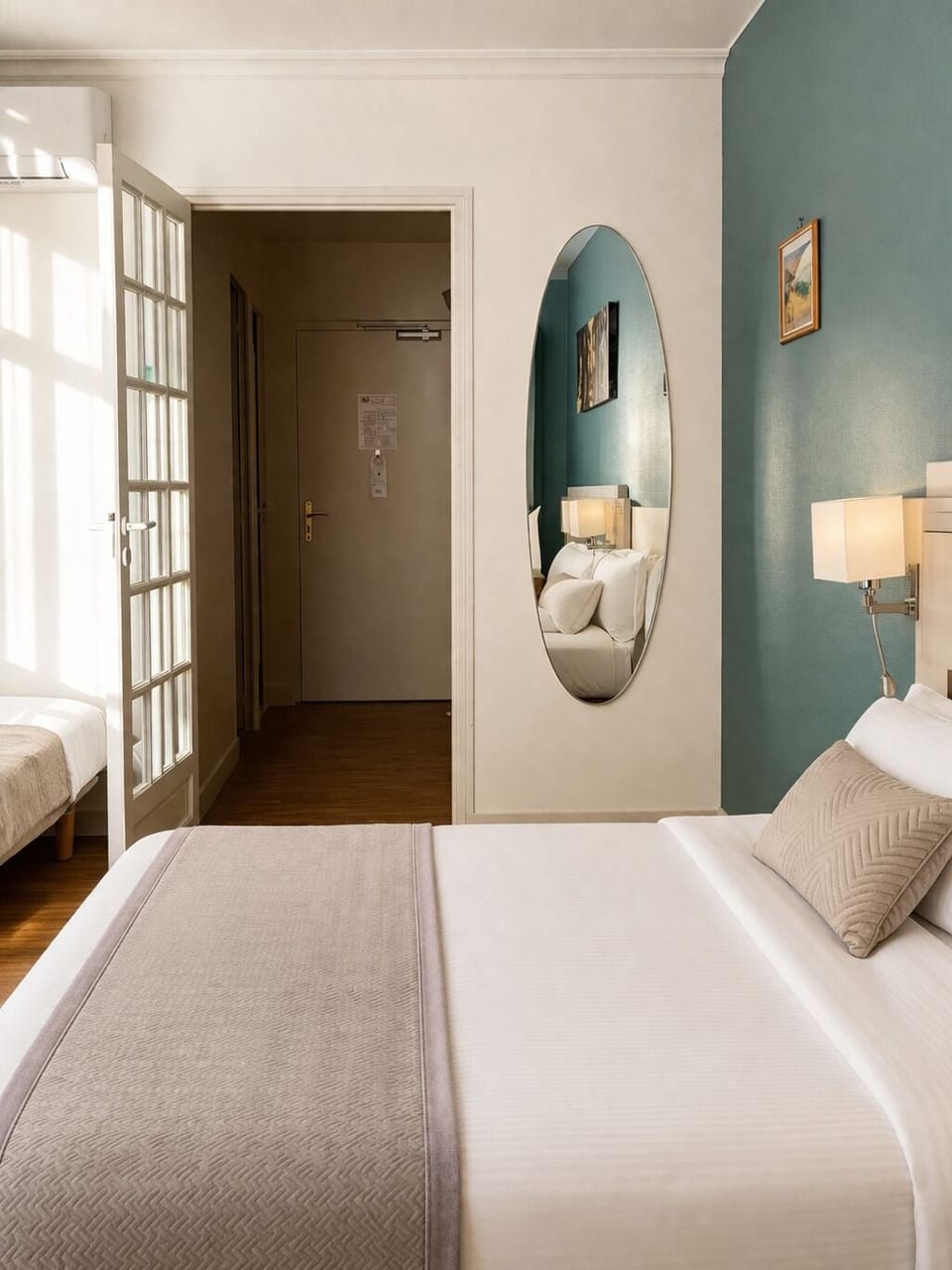 Comfort Triple Room, 1 Bedroom, Private Bathroom | Premium bedding, desk, free WiFi, bed sheets