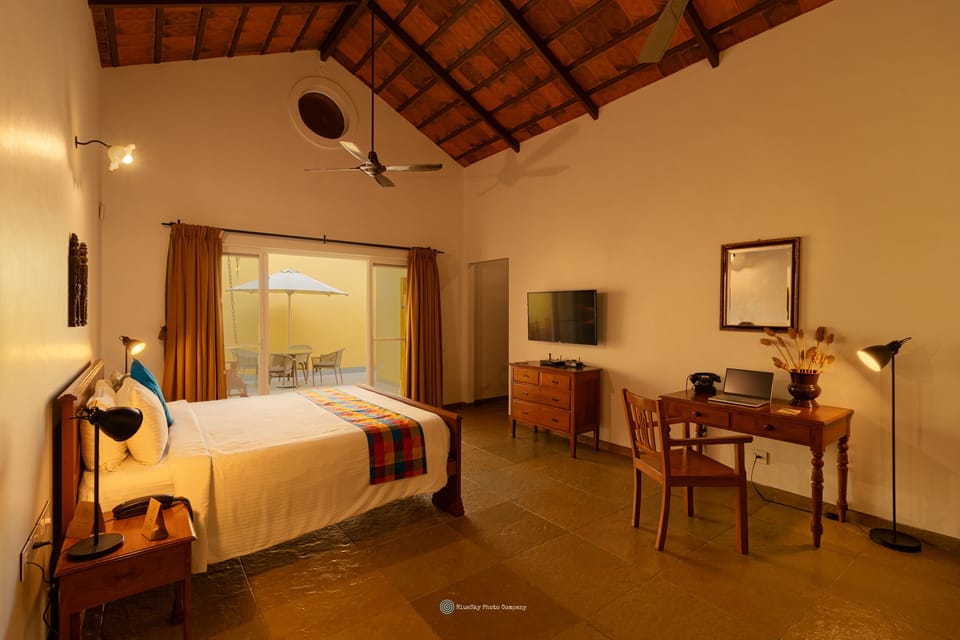 Garden Facing Cottage | In-room safe, desk, free WiFi, bed sheets