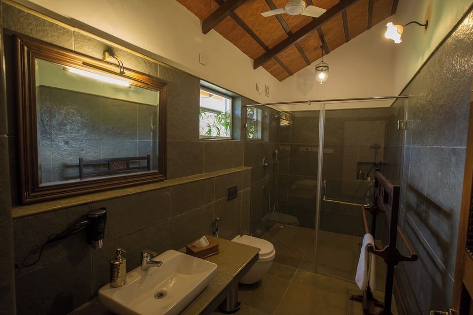 Garden Facing Cottage | Bathroom | Shower, free toiletries, hair dryer, slippers