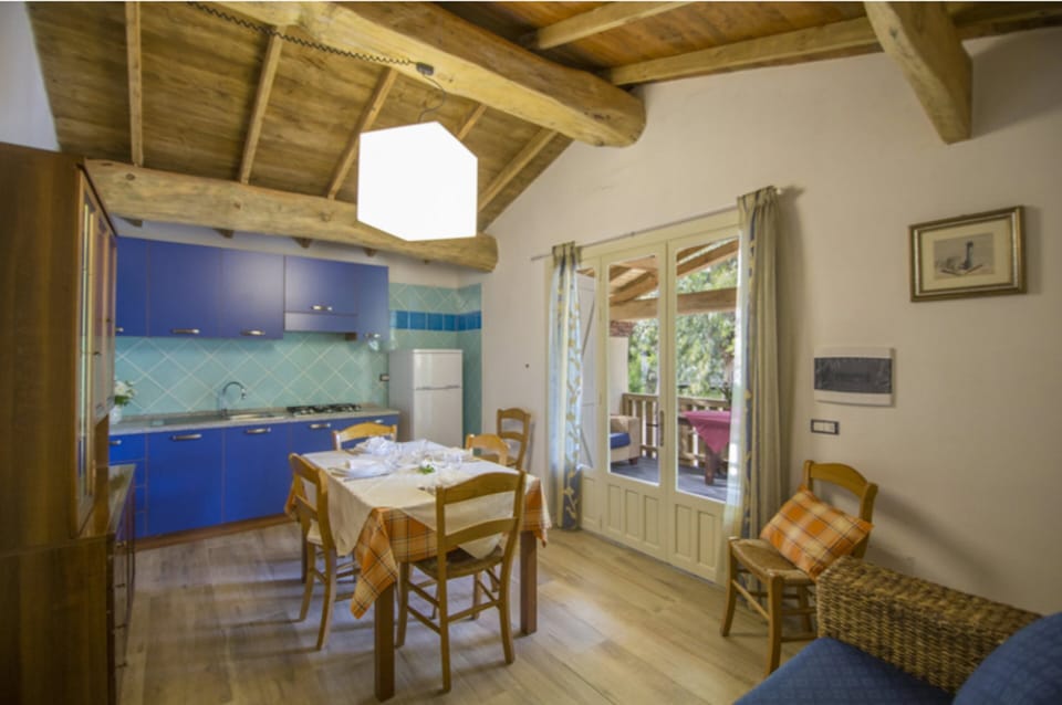 Deluxe Villa, 2 Bedrooms | Private kitchen | Fridge, cookware/dishes/utensils