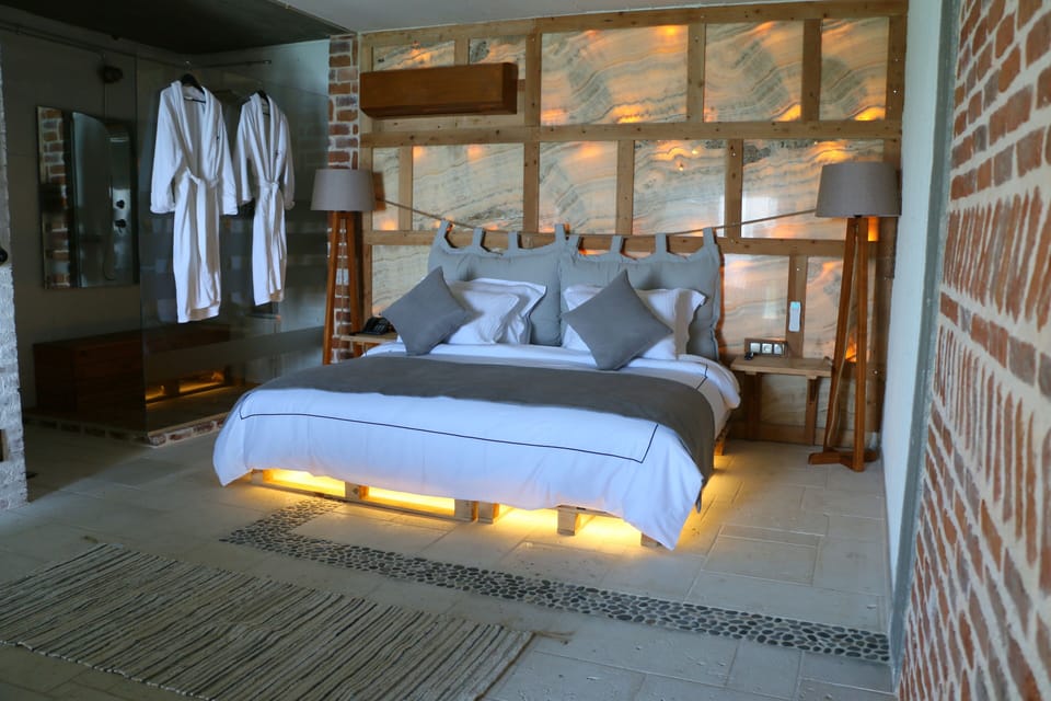 Design Double Room | Egyptian cotton sheets, premium bedding, down comforters