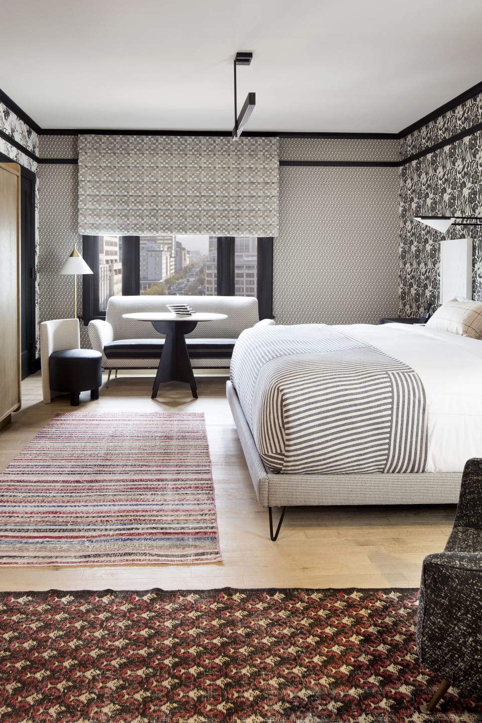 Frette Italian sheets, premium bedding, pillowtop beds, minibar