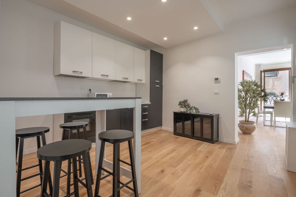 Apartment, 2 Bedrooms, Terrace (Check-in online) | Private kitchen | Full-size fridge, microwave, oven, stovetop