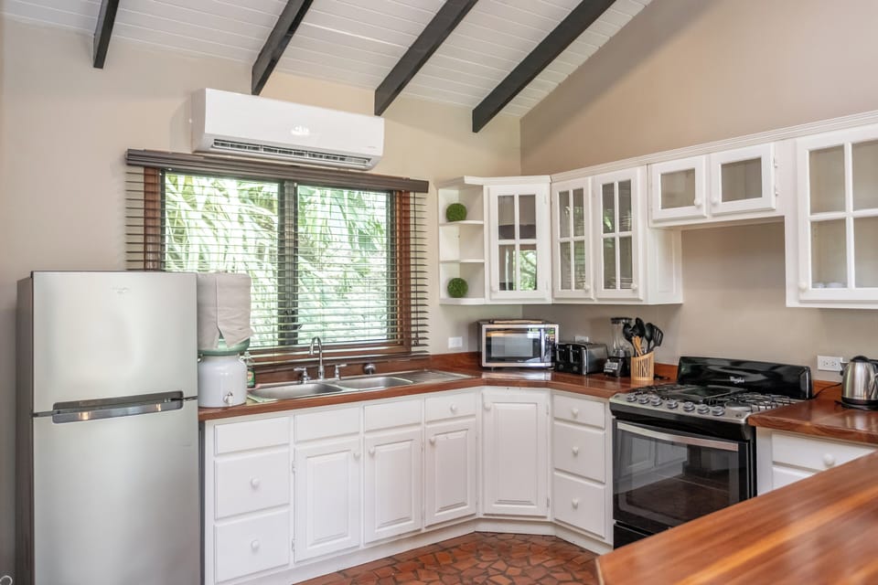 3 Bedroom Family Villa | Private kitchen