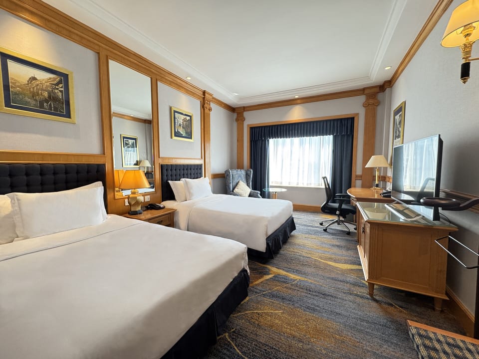 Standard Room, 2 Twin Beds, Club Lounge Access | Down comforters, minibar, in-room safe, desk