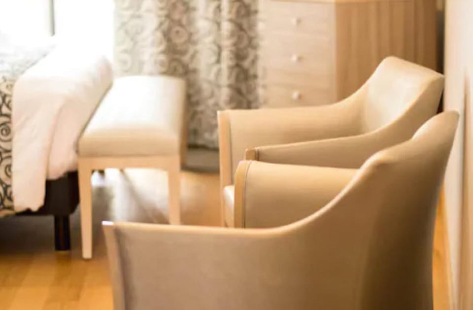 Family Room | Premium bedding, down comforters, Select Comfort beds, minibar