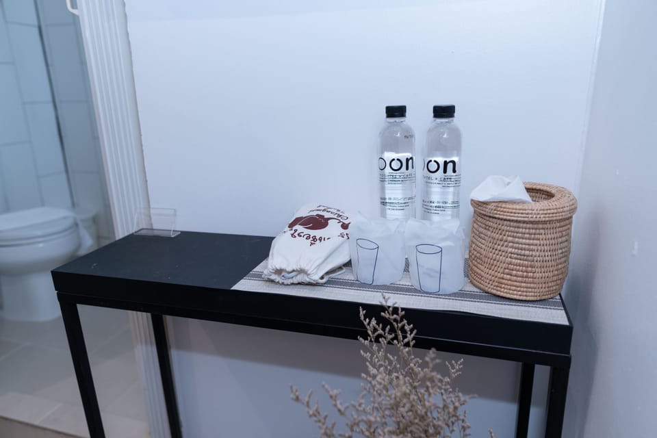 Economy Twin Room | Desk, blackout drapes, free WiFi, bed sheets