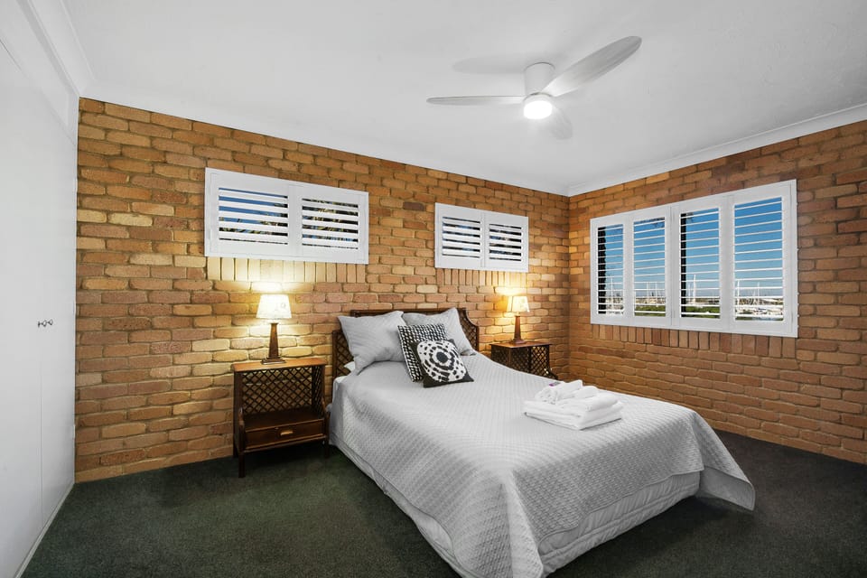 Apt 8- 2 bed 1 Bath | 2 bedrooms, iron/ironing board