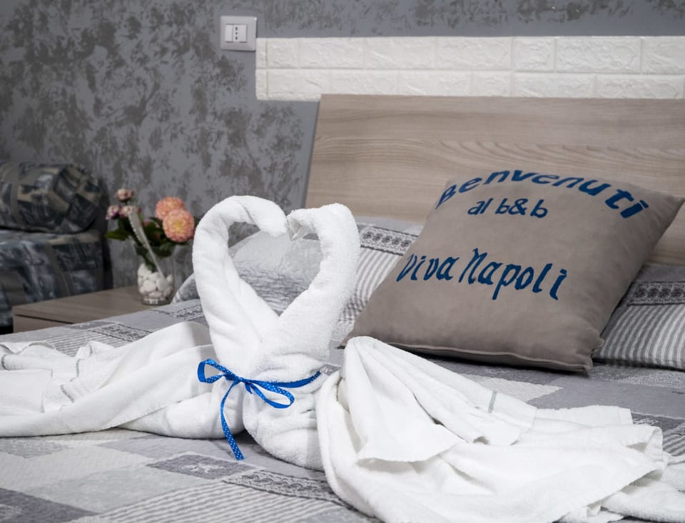 Family Room | In-room safe, desk, iron/ironing board, free WiFi