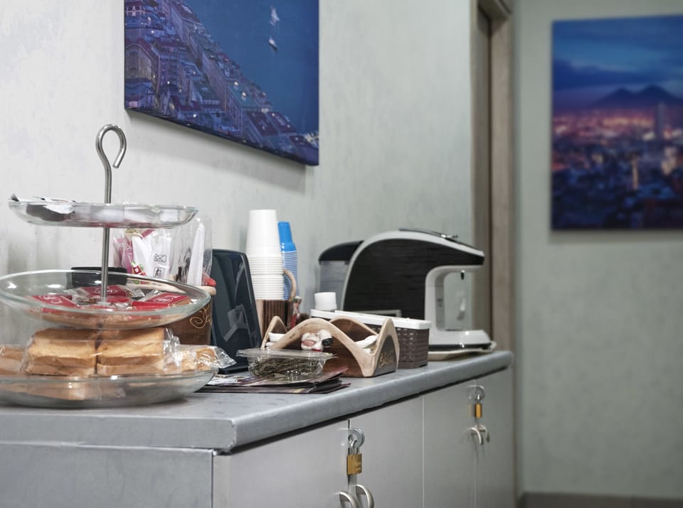 Snack bar